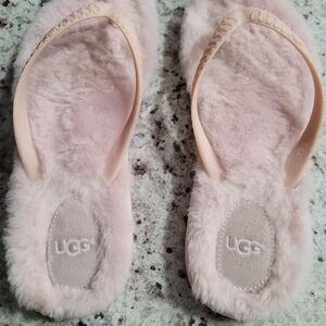 UGG Women's Pink Fluffy Slippers